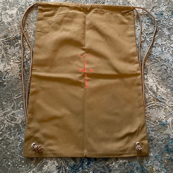 Jordan retro 6 Travis Scott Khaki - Picture 4 of 9